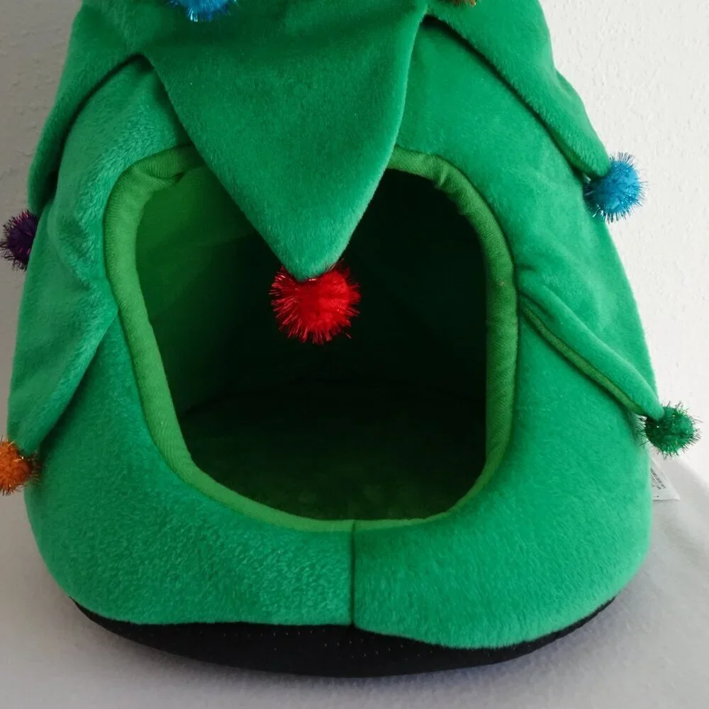 Christmas Tree Dog Cat House Pet Hut Cave Hiding Spot Cozy Area Travel
